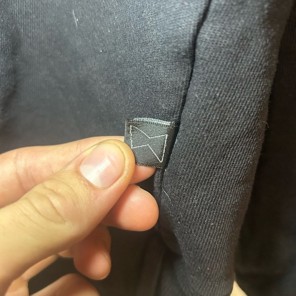 Vintage 2005 Playboy distressed crest logo patch sweater - Picture 6 of 11